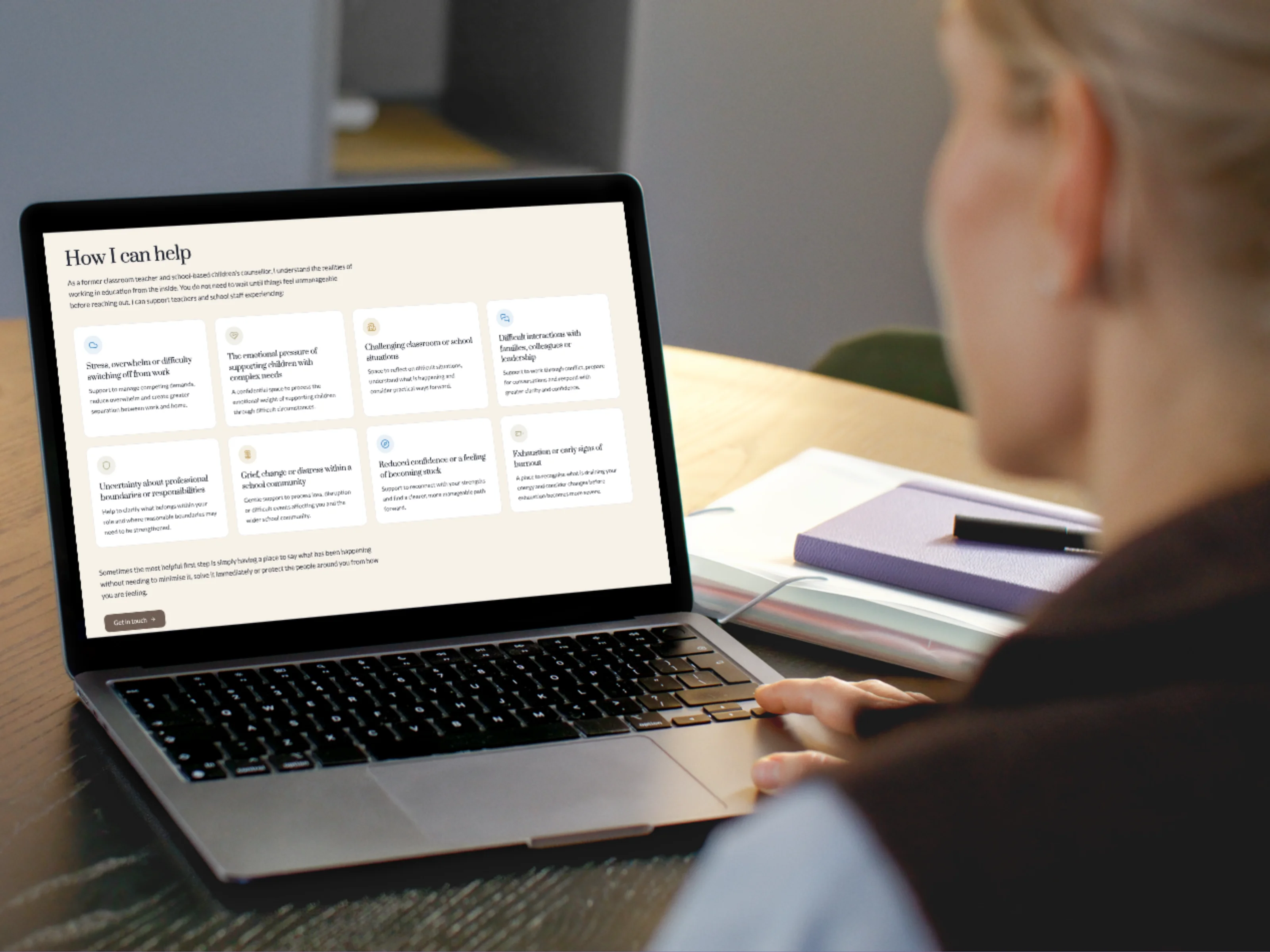 Gayle Dumbrell Counselling website on laptop showing the How I can help section